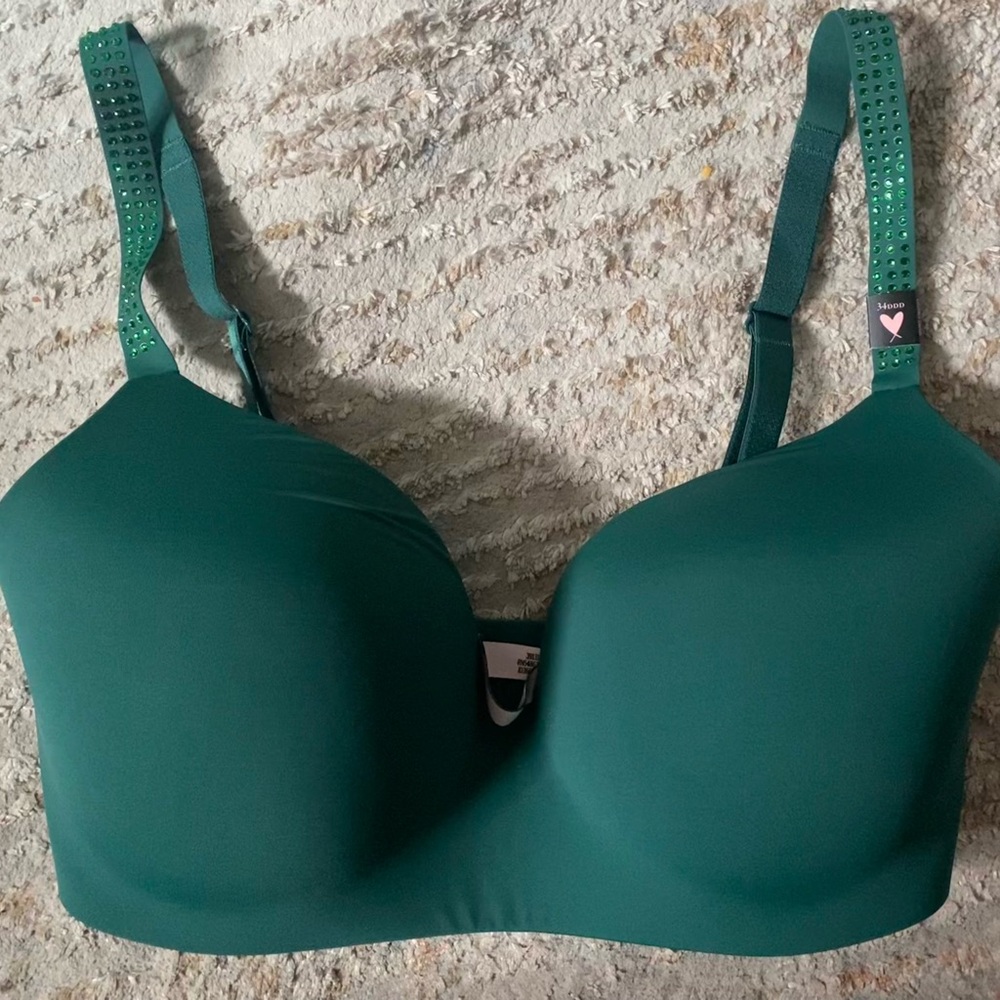 Victoria Secret T-shirt lightly lined bra